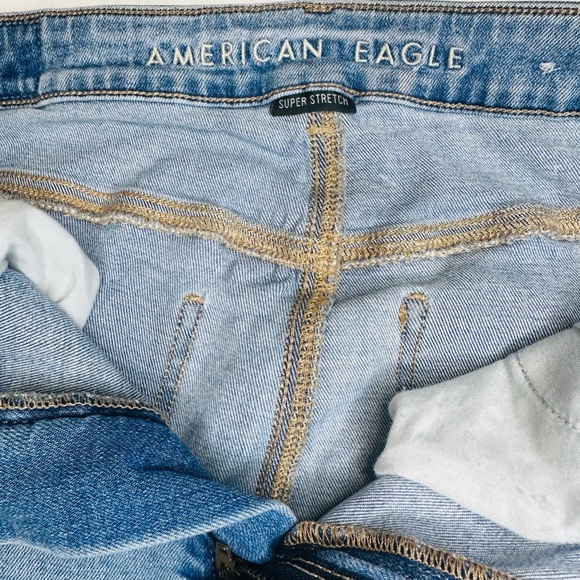 American Eagle Outfitters Light Blue High-Rise Jegging - Picture 6 of 9